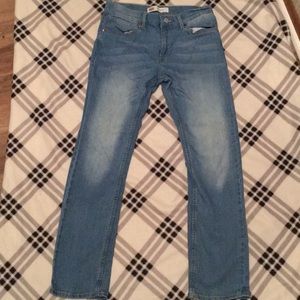 These are Levi skinny jeans